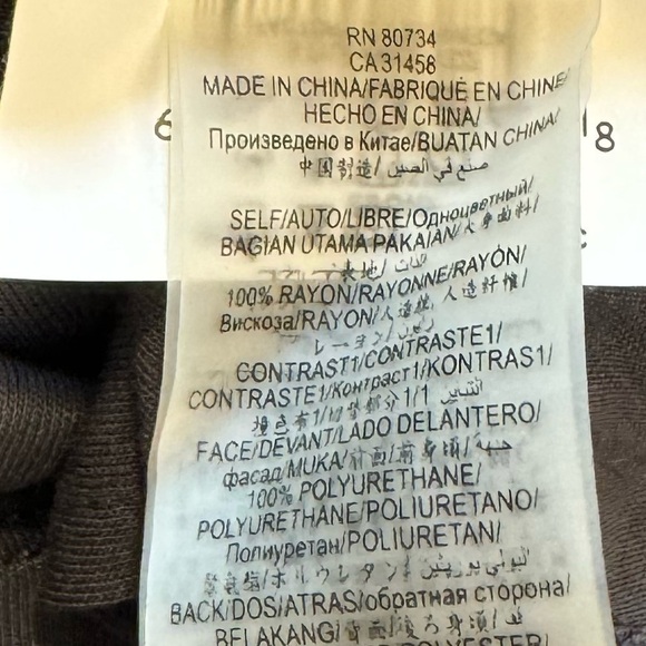 BCBG Max Azria Women’s Cold Shoulder Long Sleeve Top “Judson” Size XS NWT - Picture 10 of 10